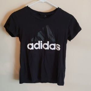 Adidas tee